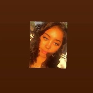 Meet your Posher, Lexi